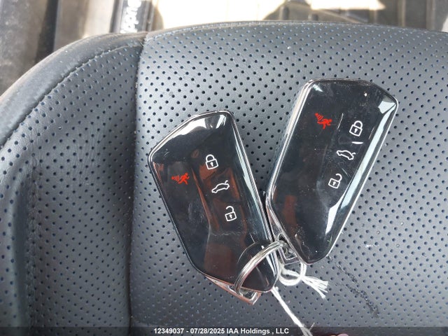 WVWFB7CD2RW216843 Volkswagen 2.0 tsi