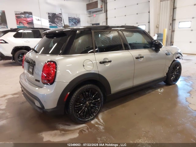 Mini 2024 2024 WMW33DK05R2V95712 Image 4