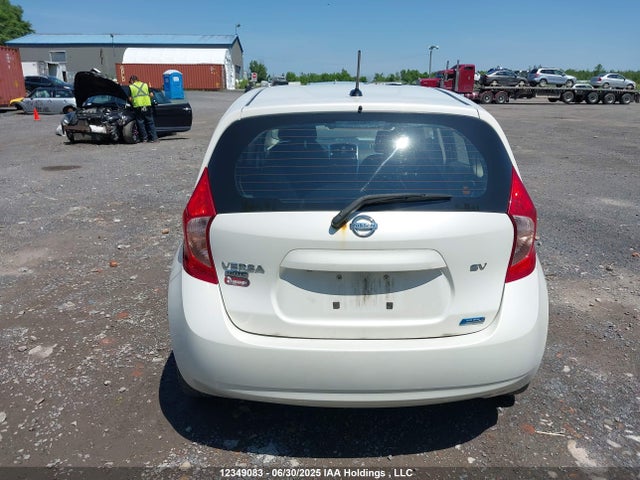 3N1CE2CP0FL437725 Nissan 2015
