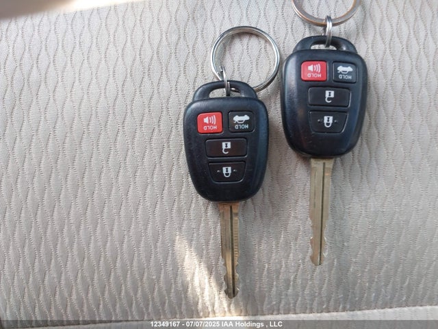 Продаж на аукціоні авто 2015 Toyota Corolla Le, vin: 2T1BURHE7FC299910, номер лоту: 12349167