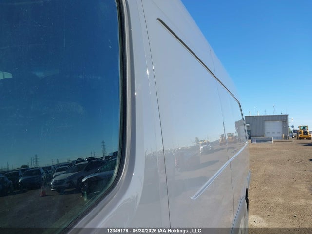 Mercedes-Benz om651 2021 W1Y4DDHY8MP376090 Image 12
