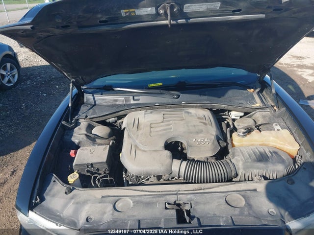 2C3CDXHG9EH290239 Dodge 2014