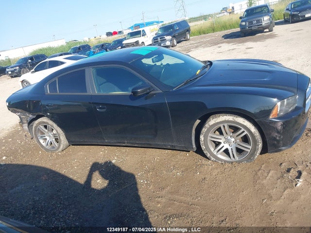 2C3CDXHG9EH290239 Dodge 2014