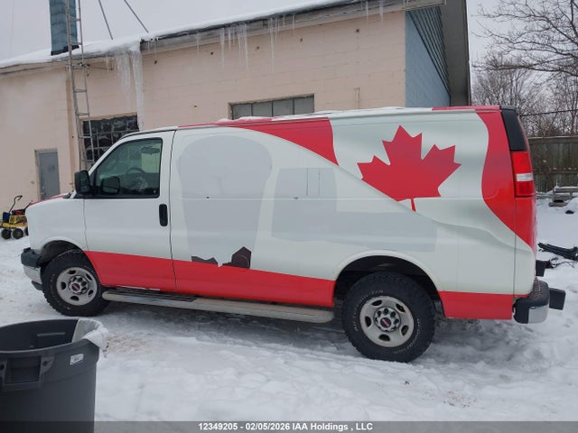 1GTW7AFFXH1338244 GMC Savana 2500 Work Van