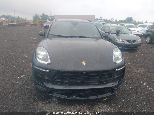 Porsche Macan 2017 WP1AG2A58HLB55362 Image 12
