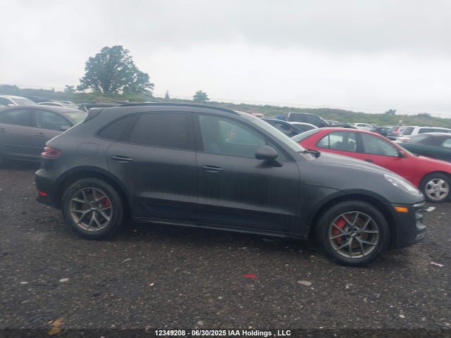 Porsche Macan 2017 WP1AG2A58HLB55362 Image 13