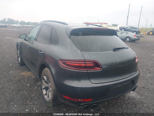 Porsche Macan 2017 WP1AG2A58HLB55362 Image 3