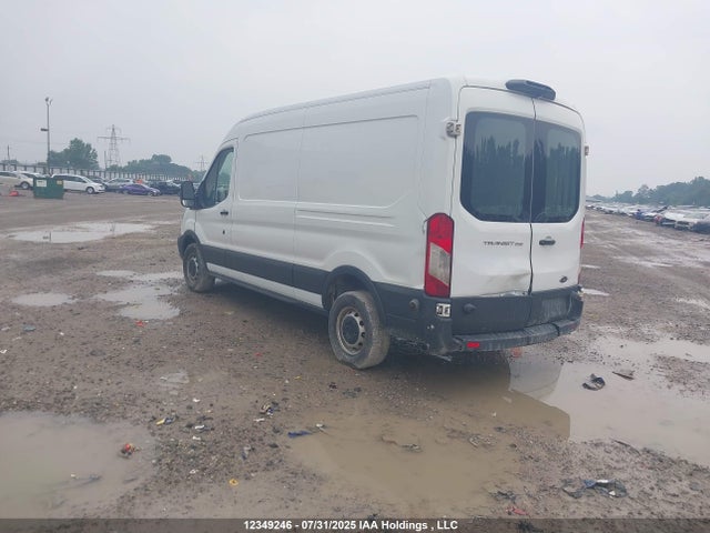 Ford 2018 2018 1FTYR2CM2JKA08545 Image 3