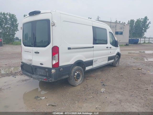 Ford 2018 2018 1FTYR2CM2JKA08545 Image 4