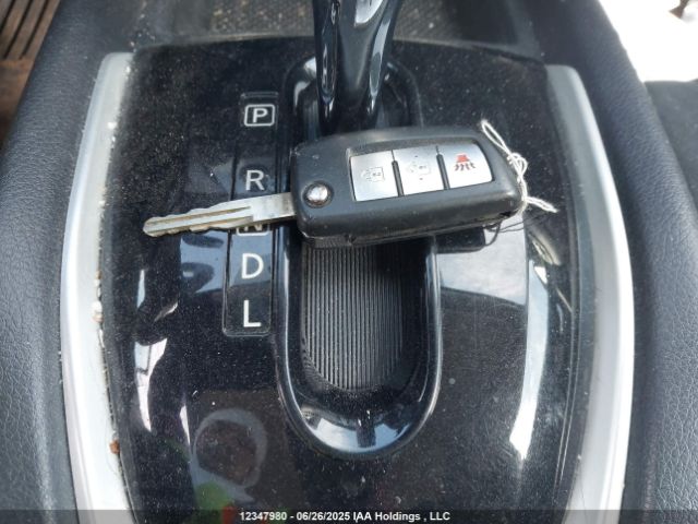 5N1AT2MV9EC819975 Nissan Rogue