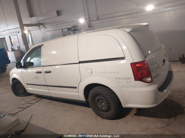RAM Cargo Van 2014 2C4JRGAG8ER318542 Image 15