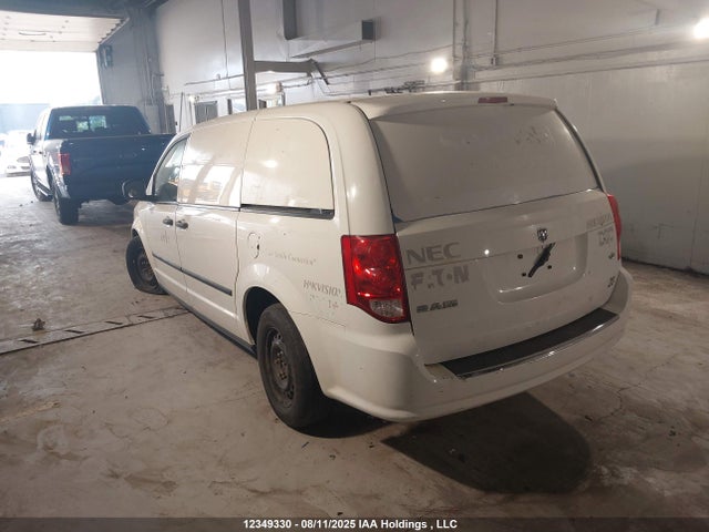 RAM Cargo Van 2014 2C4JRGAG8ER318542 Image 3