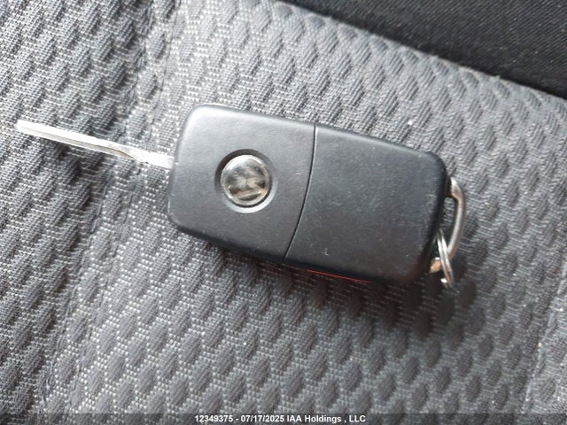 3VWDK7AJ3EM383221 Volkswagen Jetta
