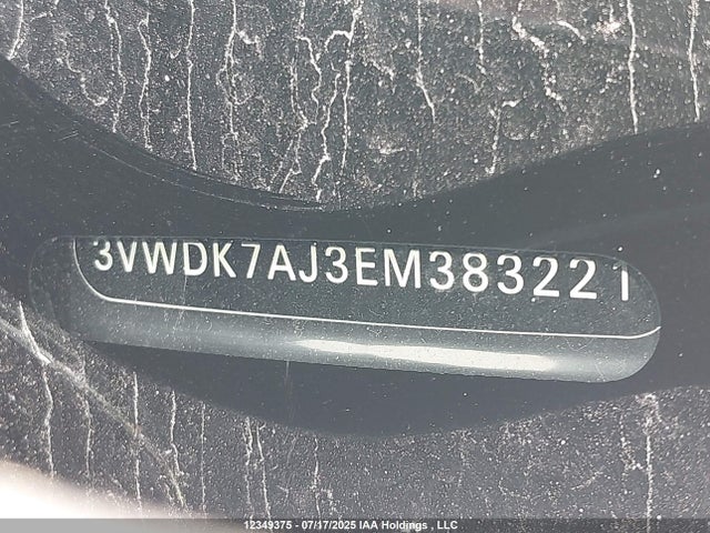 3VWDK7AJ3EM383221 Volkswagen Jetta