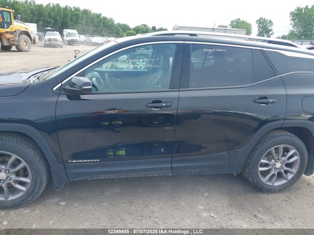 3GKALVEV1NL164885 GMC lyx