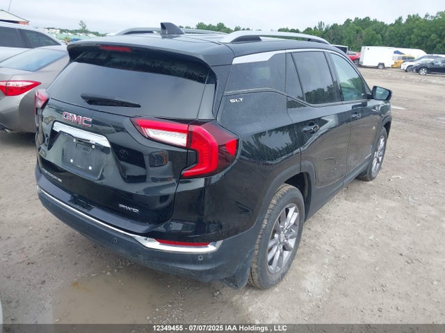 3GKALVEV1NL164885 GMC lyx