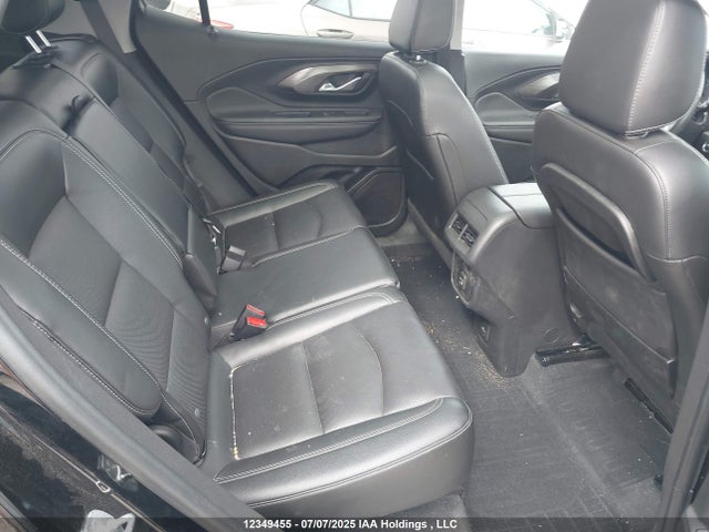 3GKALVEV1NL164885 GMC lyx