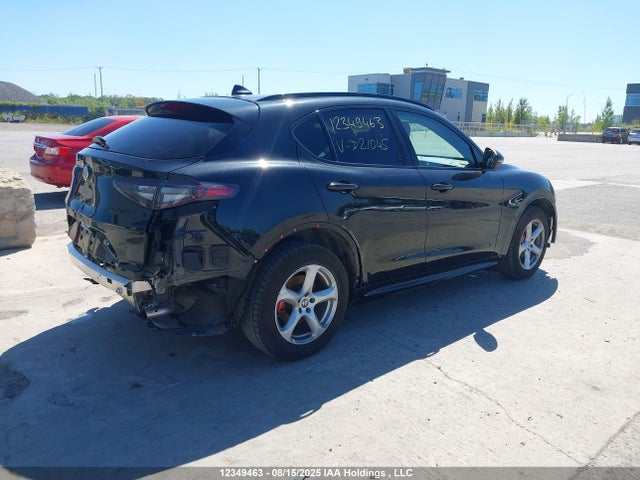 Alfa Romeo 2021 2021 ZASPAKBN8M7D21045 Image 4