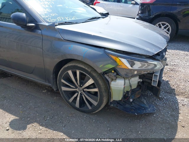 Nissan 2021 2021 1N4BL4CW2MN359467 Image 22