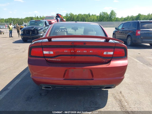 2C3CDXCT0EH226126 Dodge 2014