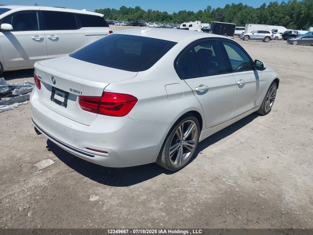 WBA8D9C51HK678241 BMW 2017