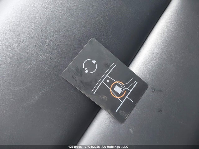 5YJ3E1EA6MF982386 Tesla MODEL 3