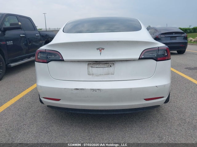 5YJ3E1EA6MF982386 Tesla MODEL 3