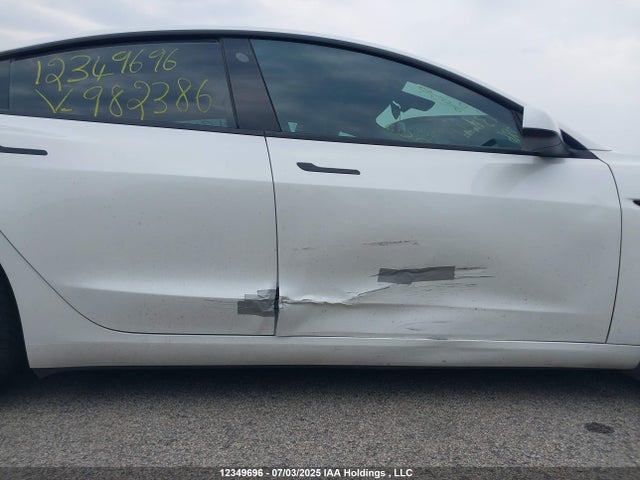 5YJ3E1EA6MF982386 Tesla MODEL 3