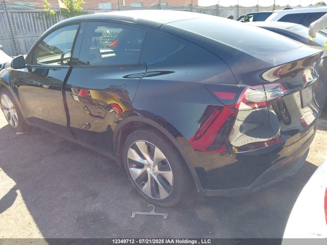 7SAYGAEEXNF533624 Tesla 2022