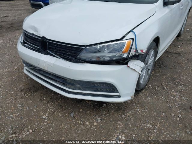 3VW2K7AJ9FM232067 Volkswagen 2015