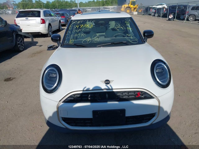 Mini 2025 2025 WMW53GD03S2W44970 Image 13