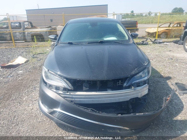 1C3CCCAB7FN585861 Chrysler 200