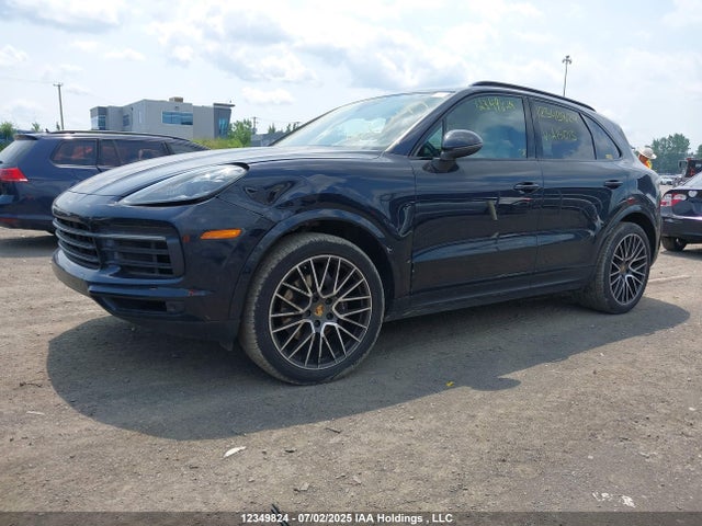 Porsche 2019 2019 WP1AA2AY0KDA15013 Image 2