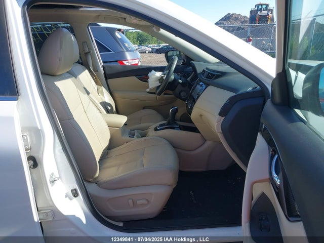 5N1AT2MVXHC863407 Nissan Rogue