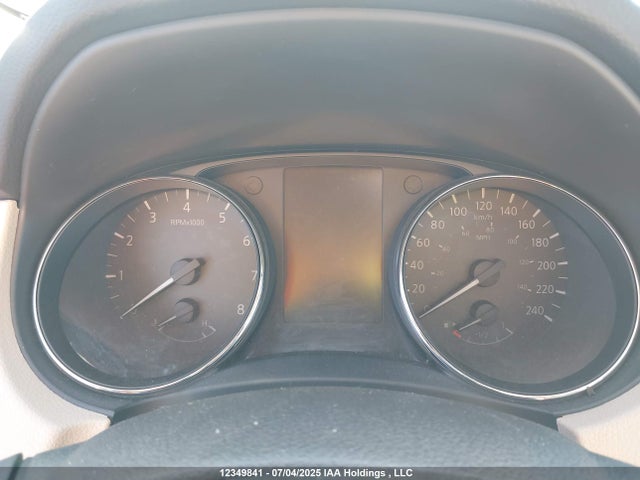 5N1AT2MVXHC863407 Nissan Rogue
