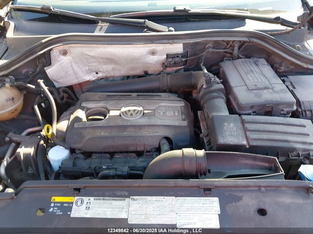 WVGJV3AX7EW583394 Volkswagen 2014