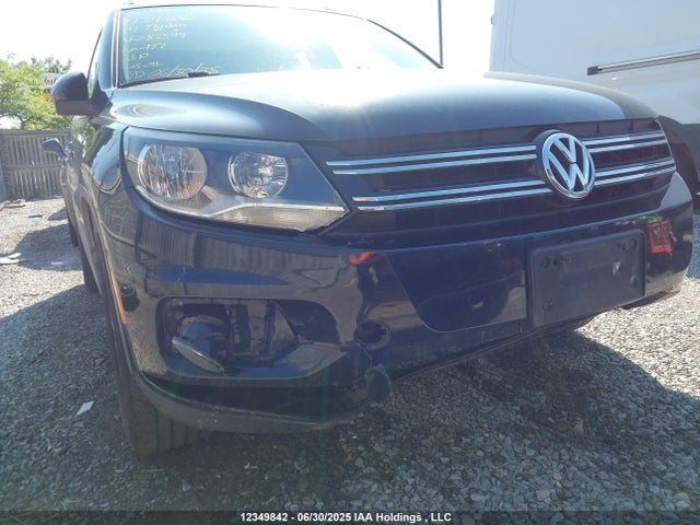 WVGJV3AX7EW583394 Volkswagen 2014