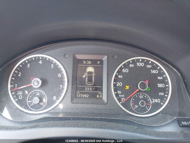 WVGJV3AX7EW583394 Volkswagen 2014