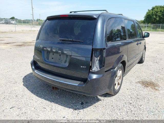2C4RDGBG4ER139818 Dodge Grand Caravan