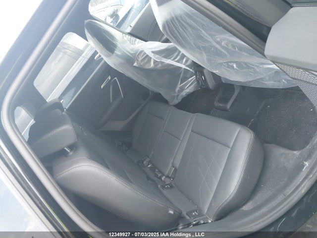 WBX73EF03P5V91466 BMW X1