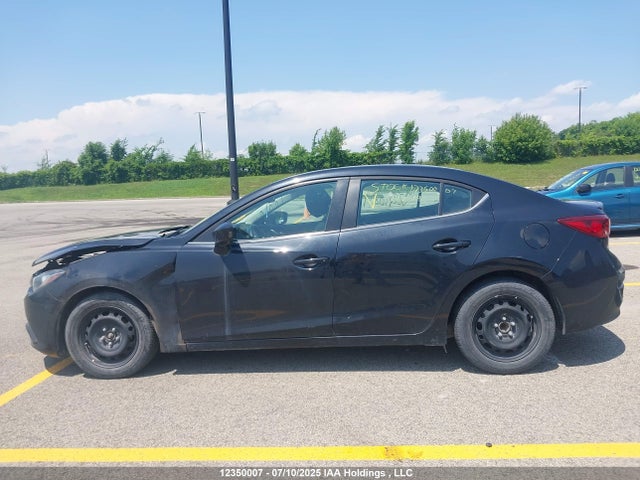 3MZBM1V70FM210819 Mazda pe