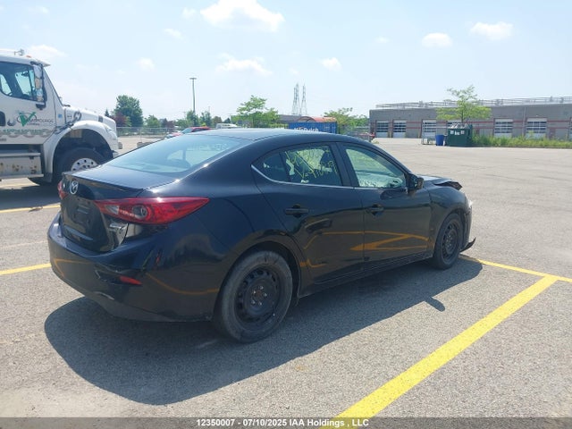 3MZBM1V70FM210819 Mazda pe