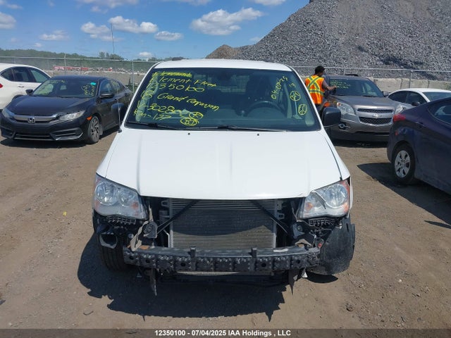 2C4RDGBG2JR302802 Dodge Grand Caravan