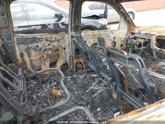 1GCUKNEC6HF212728 Chevrolet l83 - sidi: spark ignited direct injection, vvt: variable valve timing, afm, e85 max, alum
