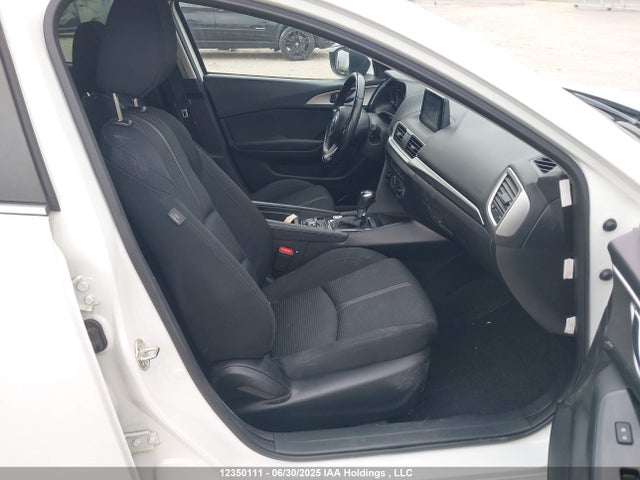 JM1BN1V70J1189072 Mazda MAZDA3