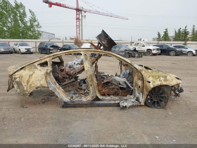 7SAYGDEE8NF573587 Tesla Model Y