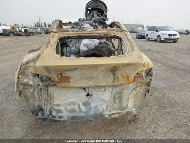 7SAYGDEE8NF573587 Tesla Model Y