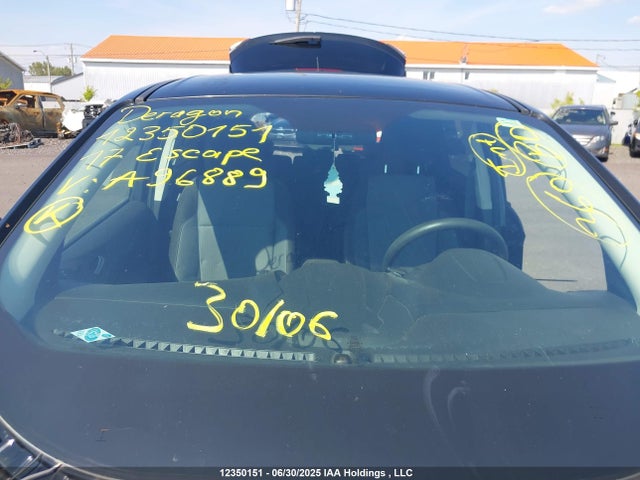 Ford 2017 2017 1FMCU9G9XHUA96889 Image 18