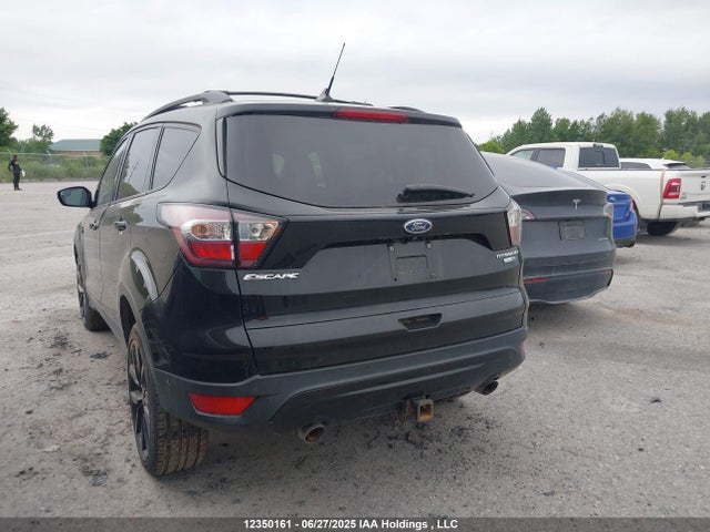 1FMCU9J9XJUD09161 Ford 2018