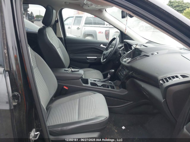 1FMCU9J9XJUD09161 Ford 2018